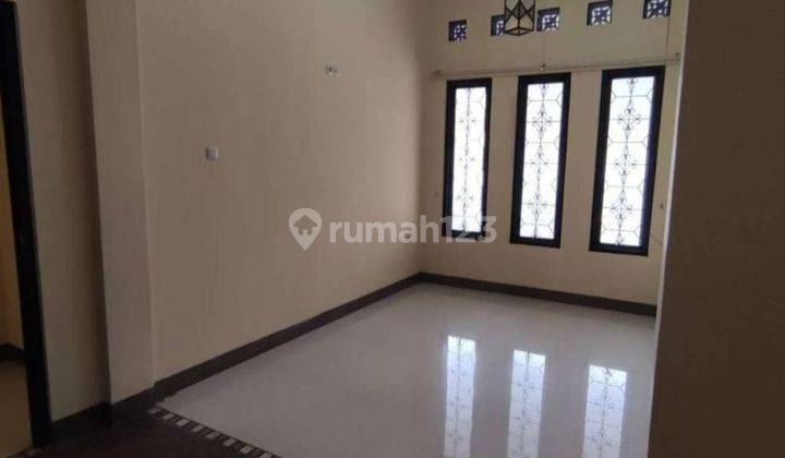 Dijual Rumah 2 Lantai Siap Huni di Griya Loka BSD  2