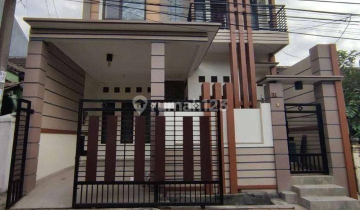 Dijual Rumah 2 Lantai Siap Huni di Griya Loka BSD  1