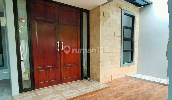 Dijual Rumah Cantik Full Renovasi di Griya Loka BSD  2