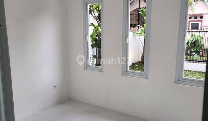 Dijual Rumah Siap Huni di Villa Dago Tol, Tangerang Selatan  2