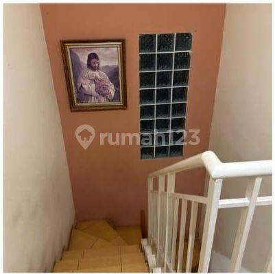 Dijual Rumah Semi Furnished Dan Siap Huni Di Neo Catalonia Bsd 2