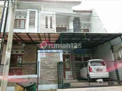 Rumah SHM Bagus Sekali Plus Kitchen Set di Tidar 1