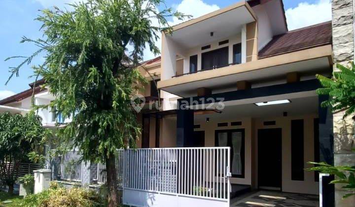 Dijual Rumah cantik di kawasan elite Permata Jingga 1