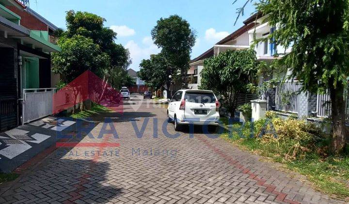 Dijual Rumah cantik di kawasan elite Permata Jingga 2