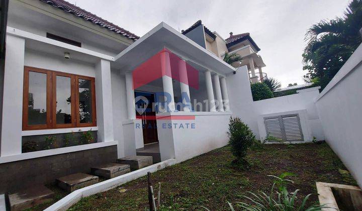 Rumah Cantik di Cluster favorit Araya view Golf 2