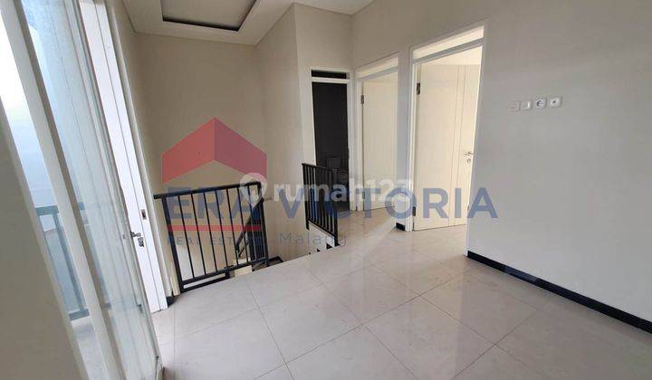 Rumah 2 lantai bangunan baru di area jalan ikan-ikan Kemirahan 11