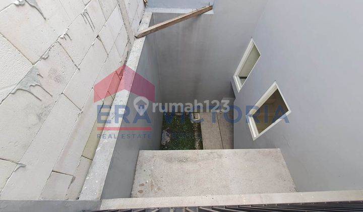 Rumah 2 lantai bangunan baru di area jalan ikan-ikan Kemirahan 19
