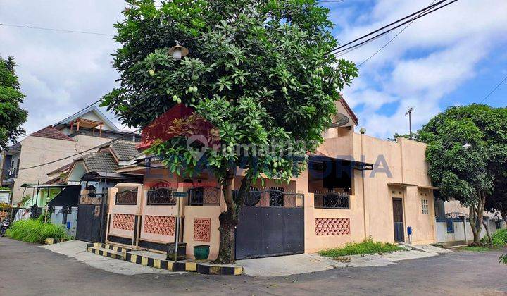 Dijual Rumah pojok 2 lantai di Puri Cempaka Putih 2