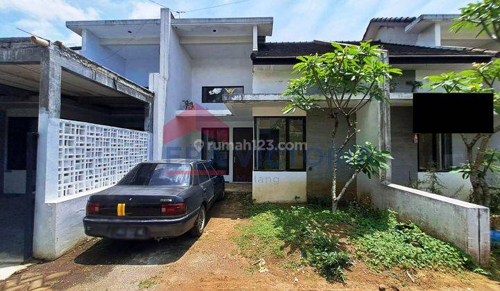 Rumah minimalis untuk keluarga kecil di Pondok Tidar 1