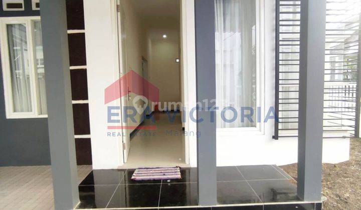 Disewakan rumah pojok 3 kamar di Grand Arumba Tunggulwulung 5