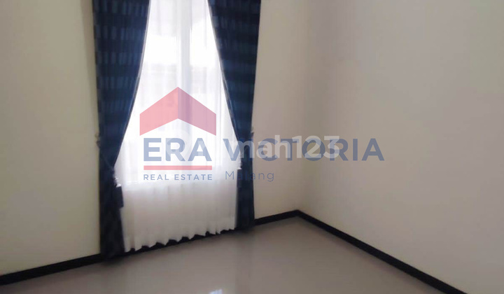 Disewakan rumah pojok 3 kamar di Grand Arumba Tunggulwulung 9