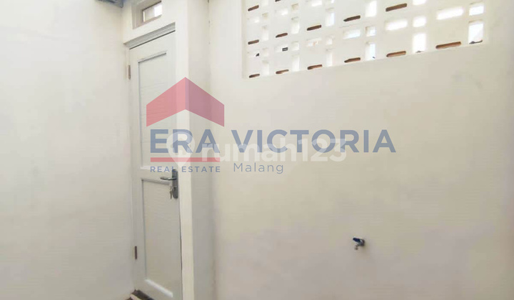 Disewakan rumah pojok 3 kamar di Grand Arumba Tunggulwulung 13