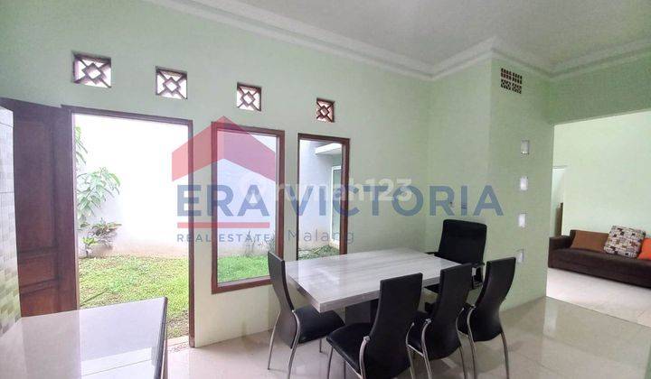 Disewakan rumah minimalis full perabot di Araya 11
