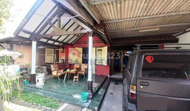 Rumah bangunan klasik di jalan Gunung2 dekat Ijen Boulevard 1