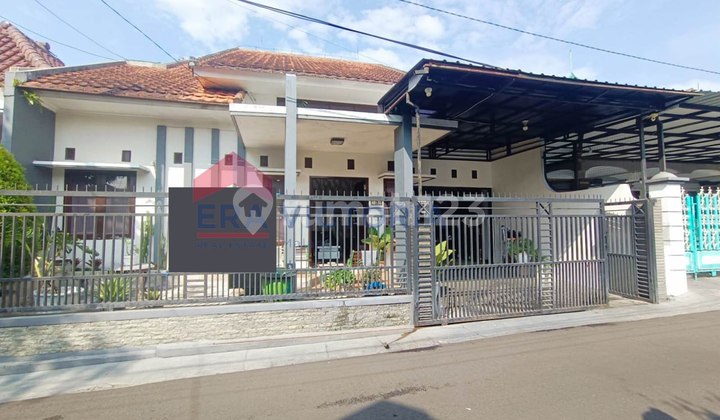 Rumah 1,5 Lantai 200 M2 Dekat Sdn.tulusrejo