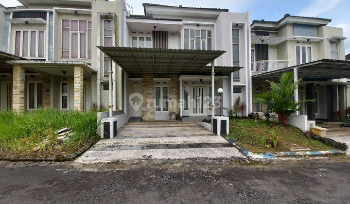 Rumah 2 Lantai Fully Furnished Dekat Itn2 Dan Al Maahira 2