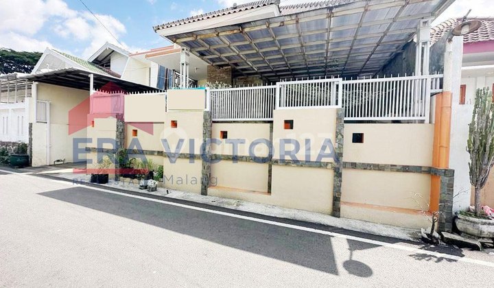 Fully Furnished House in the City Center Near SMAN 7 2