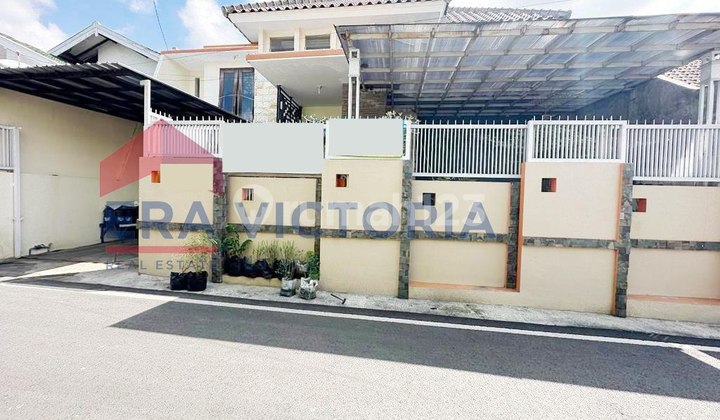 Rumah Full Furnished Tengah Kota Dekat Sman 7 