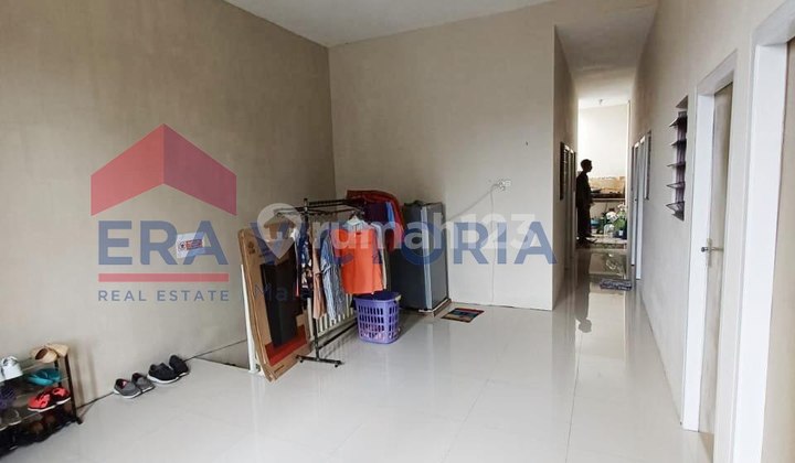 Active Boarding House 11 Rooms Near Campus 2 Sawojajar 2