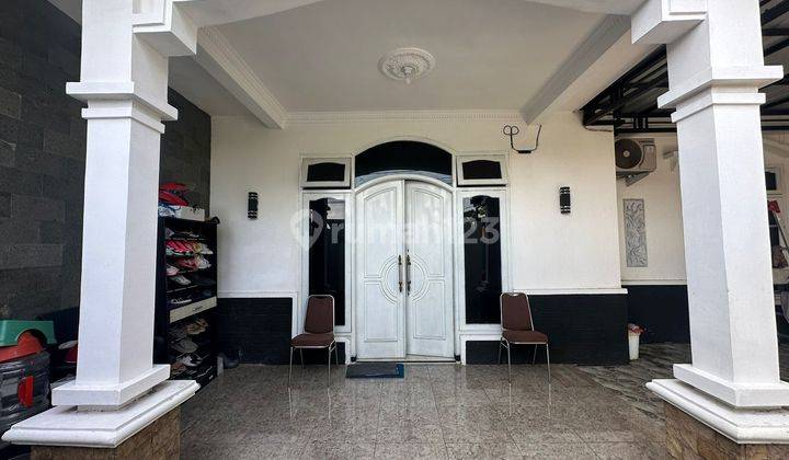 Rumah Cantik 1,5 Lantai Full Furnished Dekat Bandara 2