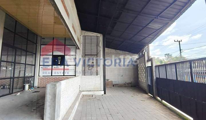 Rumah Besar Dekat Kampus Potensi Untuk Rumah Kos Atau Usaha 2