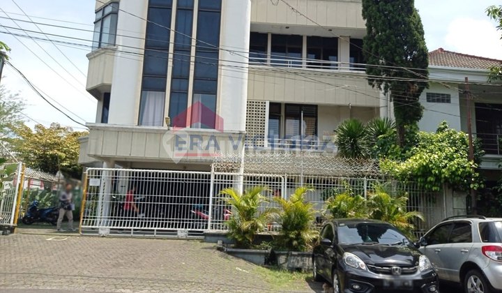 Ready-to-Use Business Office in Blimbing Strategic Location