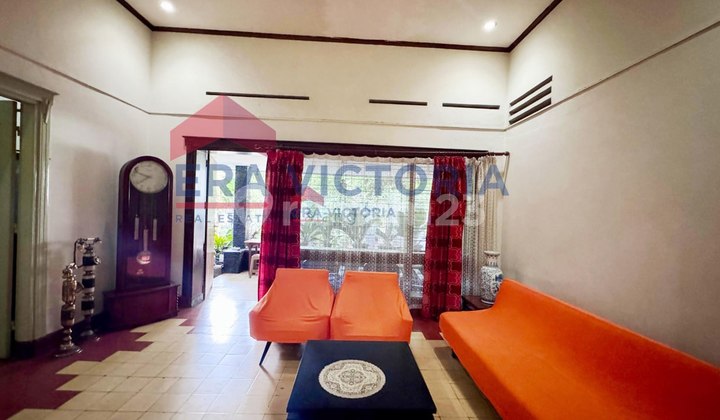 Large Spacious House in Klojen Near Campus Near Shopping Center 2