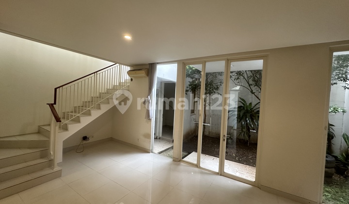 Rent House Grand Pakuwon Cheap Price Near Tandes Rent House Grand Pakuwon Cheap Price Near Tandes