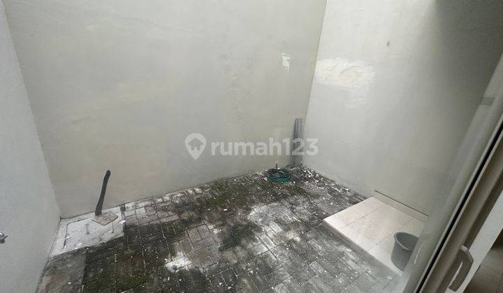 Sewa Kontrakan Rumah Grand Pakuwon Harga Murah di Dekat Citraland 2