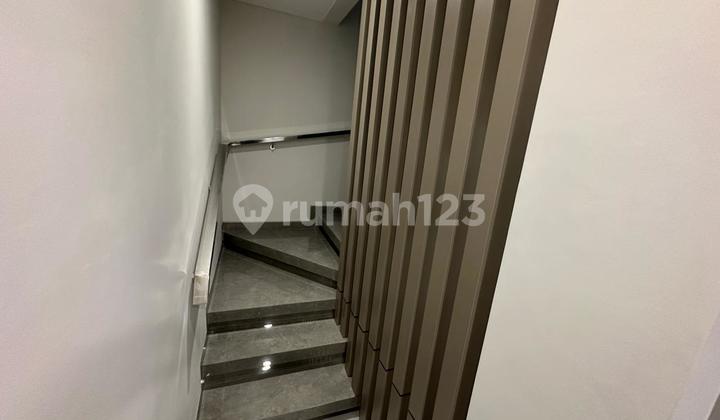 Rent Royal Residence House at Affordable Price Near Citraland Rent Royal Residence House at Affordable Price Near Citraland