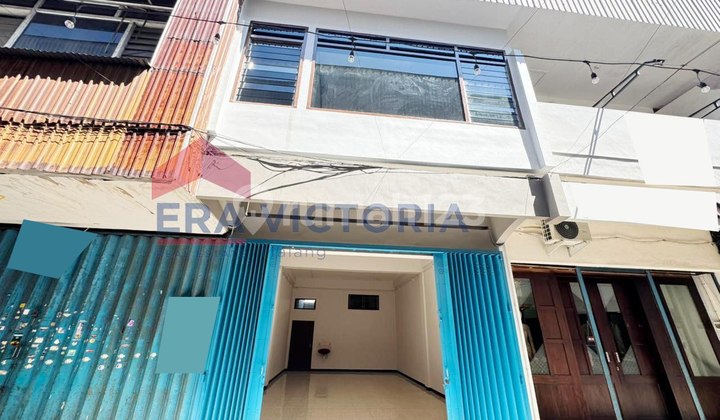 Shop For Rent at Kayutangan Shopping Area, Klojen, Malang Shop For Rent at Kayutangan Shopping Area, Klojen, Malang