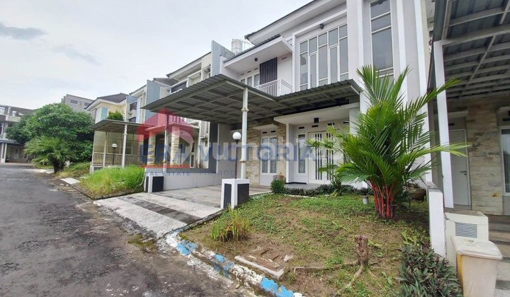 Rumah 2 Lantai Di Tirtasani Royal Resort Di Ngenep Karangploso Singosari Malang