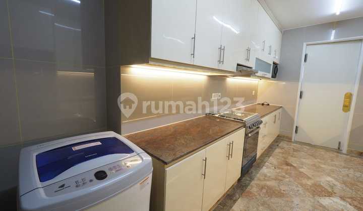 Apartment for Rent Furnished Strategic Location at Ascott 2