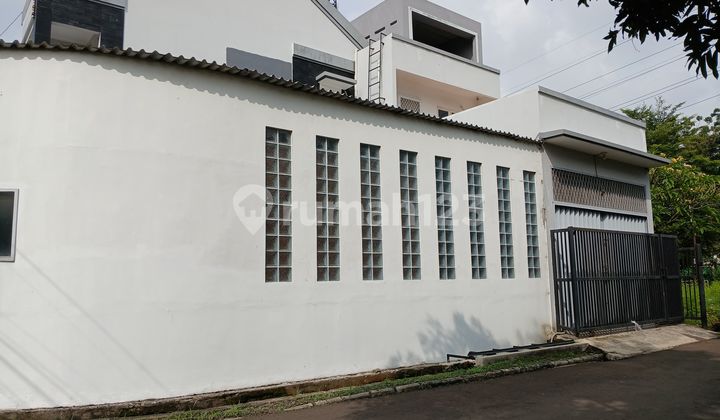 Dijual Rumah Siap Huni 10.74 X 15 Hoek di Semanan 2