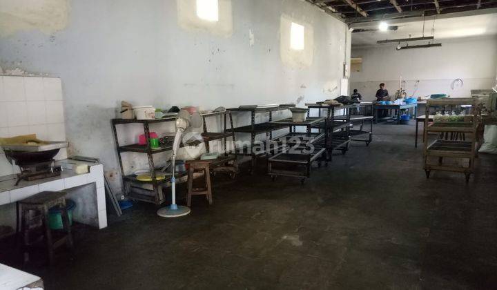 Di tengah kota pare 2