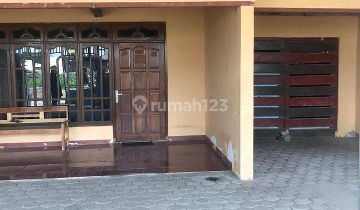 Rumah bagus di jl Raya bypas nganjuk 1