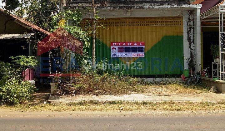 Ruko DIJUAL Di Raya Sukoanyar-Kediri, Desa Sukoanyar, Kec Mojo, Kabupaten Kediri. Untuk Usaha Apapun. Lantai 2 tinggal pasang genteng 1
