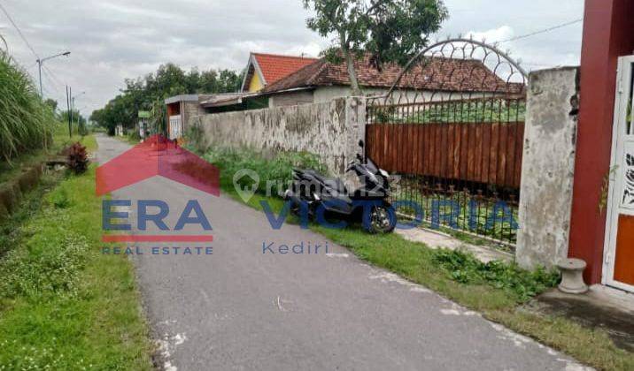 Dijual Tanah ada pagar tembok 2 menit dari Puskesmas Ngletih dan SDN 2 Bawang 2