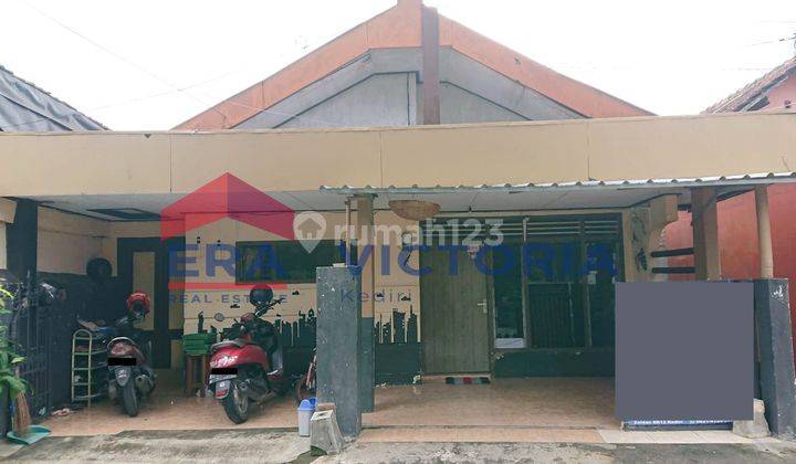 Rumah DIJUAL Berada Di Pandean Kota Kediri Akses 1 Menit ke Jalan Patimura, 2 menit ke Jalan Dhoho, Kilisuci, dan Pasar Setonobetek, Row Jalan 1 Mobil, Dekat Lapangan Futsal 1