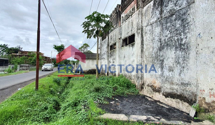 DIJUAL Gudang Siap Pakai di Nogosari Lumajang Cocok Untuk Usaha Selep Beras, Perumahan 1
