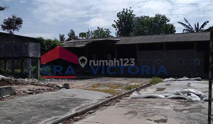 DIJUAL Properti ada ex Pabrik Eggtray dan Tanah yang Luas di Talun Blitar Terdapat 2 Mesin Eggtray (1 berfungsi 1 tidak) Pintu Masuk dan Jalan Besar Beraspal, Truck Kontainer Masuk 1
