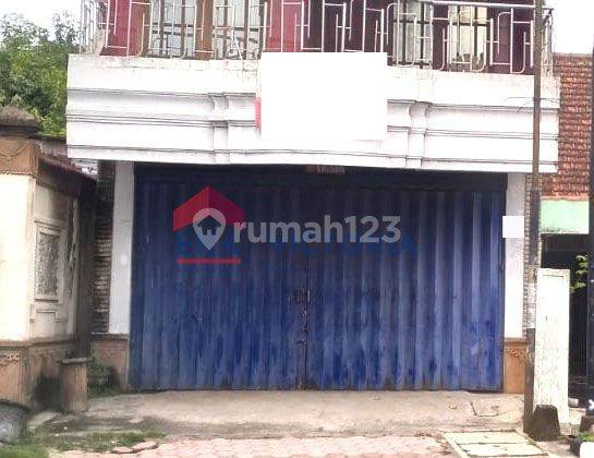 Dijual Rumah Dipinggir Jalan Raya, Pusat Kota Kediri, Lokasi Strategis, Akses Transportasi Sangat Mudah 1