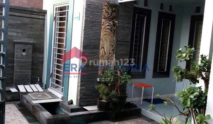 Rumah Dijual Dan Disewakan Full Furnished Akses Mudah Ke Pusat Kota Banjarmasin, Dekat Dengan Jalan Utama, Pusat Bisnis, Pasar, Dan Fasilitas Transportasi, Lingkungan Nyaman.  2