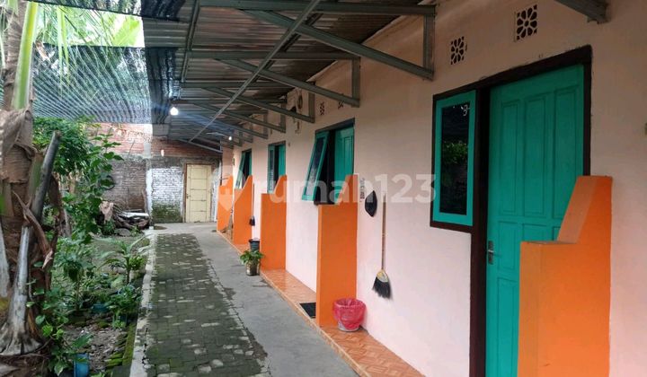 Full Occupied Boarding House