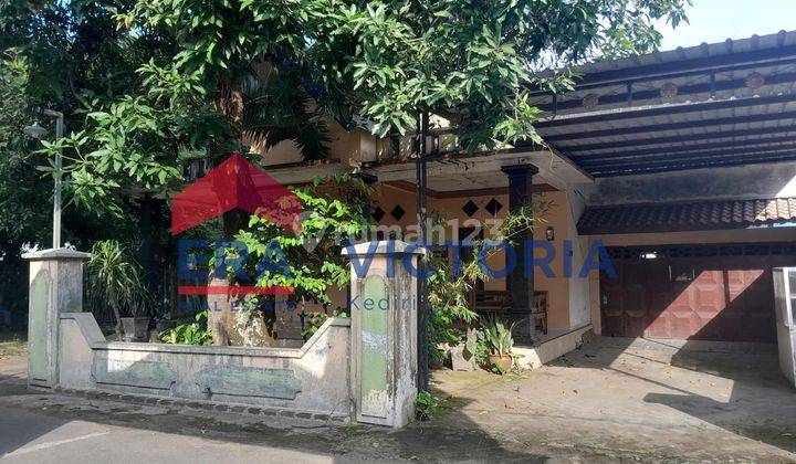 Dijual Rumah Dekat Dengan Pusat Kota Dan Beberapa Tempat Wisata Seperti Simpang Lima Gumul, Goa Selomangkleng, Dan Gunung Kelud 1