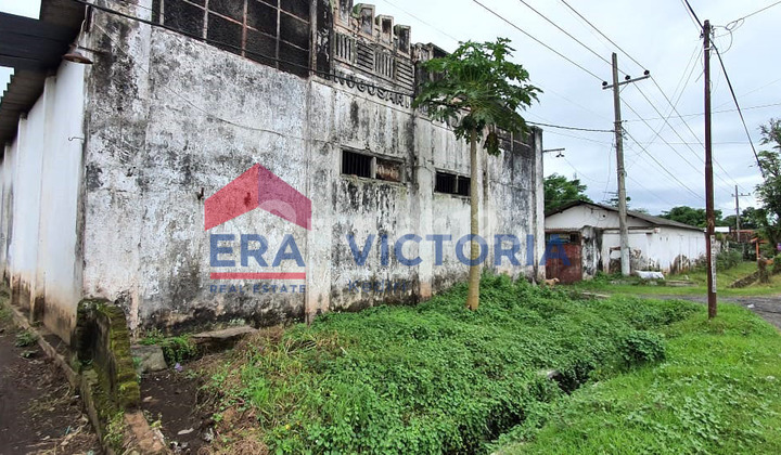 DIJUAL Gudang Siap Pakai di Nogosari Lumajang Cocok Untuk Usaha Selep Beras, Perumahan 2