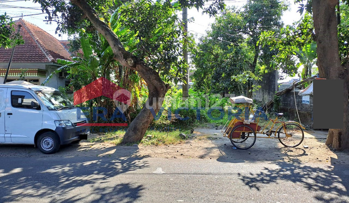 For rent: Land in Doko area, Kediri, suitable for notary/lawyer/law firm offices and/or medical practice, close to the center of Kediri city.