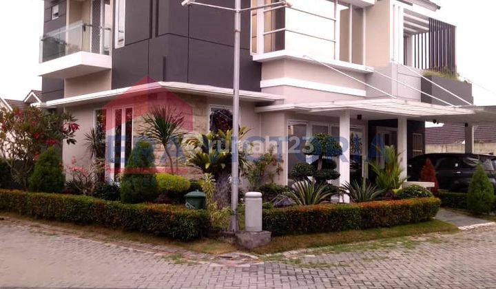 Rumah Bagus Unfurnished HGB di Ngasem, Kediri 1