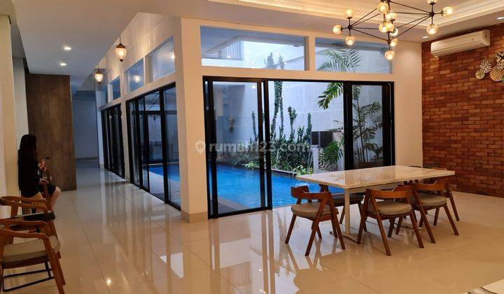 Rumah Mewah Menteng Private Pool 1