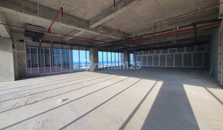 Hot Property Office Tower PIK 2